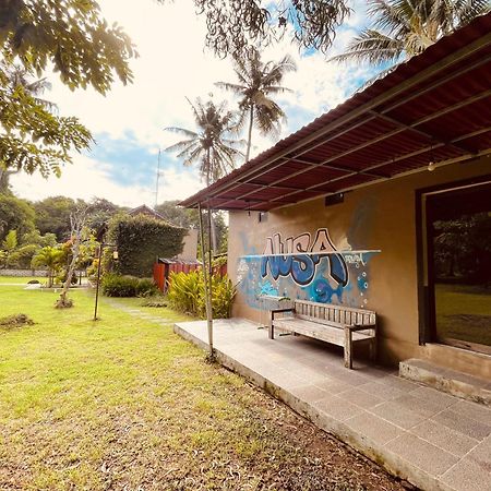 Apit Lawang Villas & Resto Batununggul Екстер'єр фото