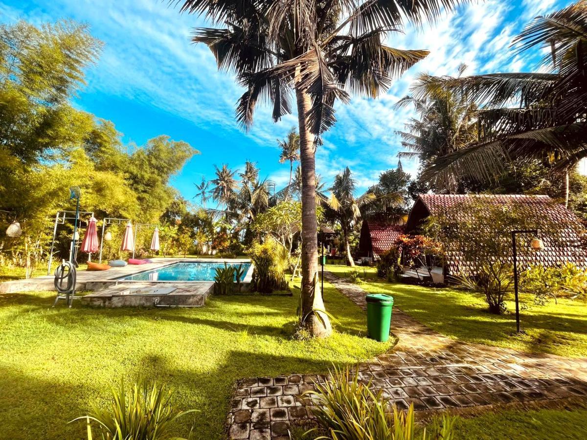 Apit Lawang Villas & Resto Batununggul Екстер'єр фото