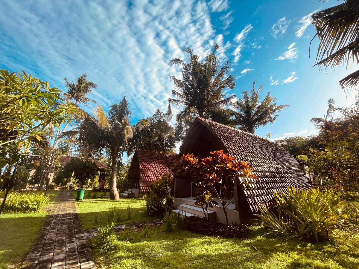 Apit Lawang Villas & Resto Batununggul Екстер'єр фото