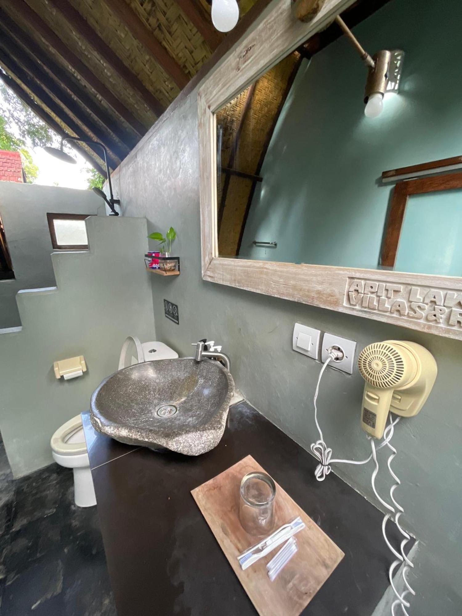 Apit Lawang Villas & Resto Batununggul Екстер'єр фото