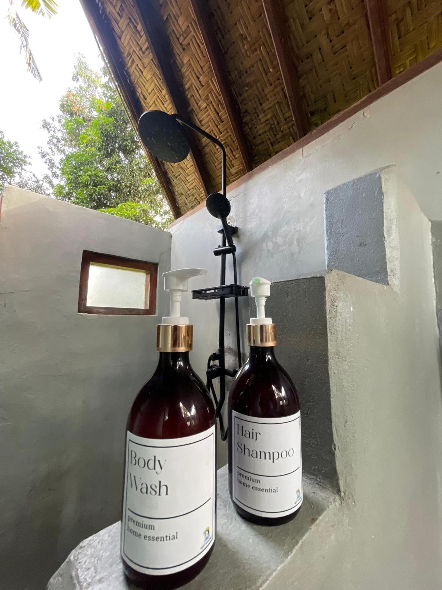 Apit Lawang Villas & Resto Batununggul Екстер'єр фото
